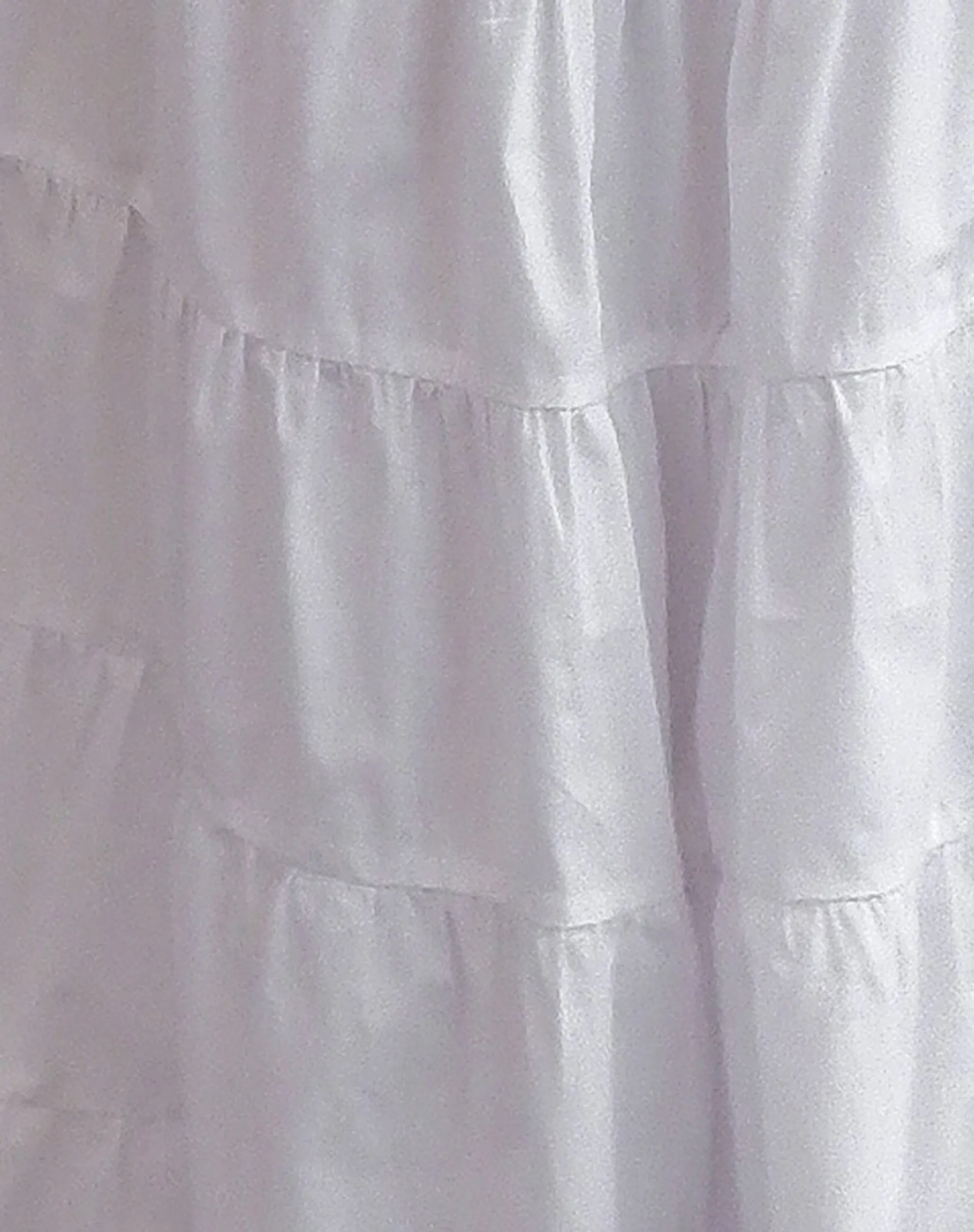 Izumi Tiered Midi Skirt in Poplin White